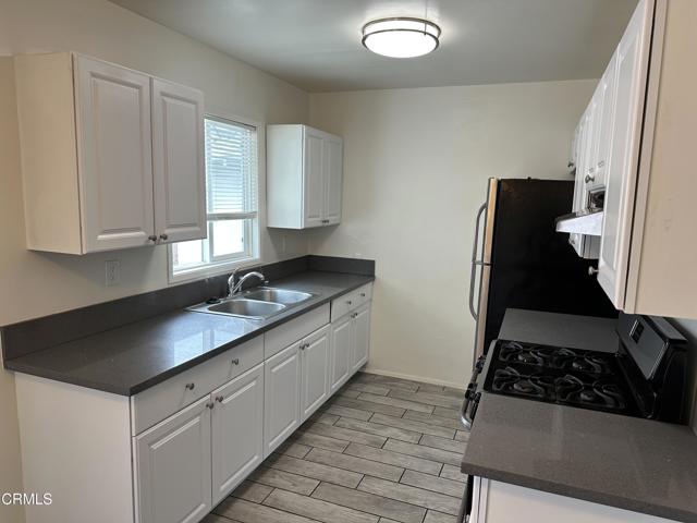 1148 Spazier Avenue, Glendale CA: https://media.crmls.org/mediaz/408b74be-0902-4266-9183-373892872af1.jpg