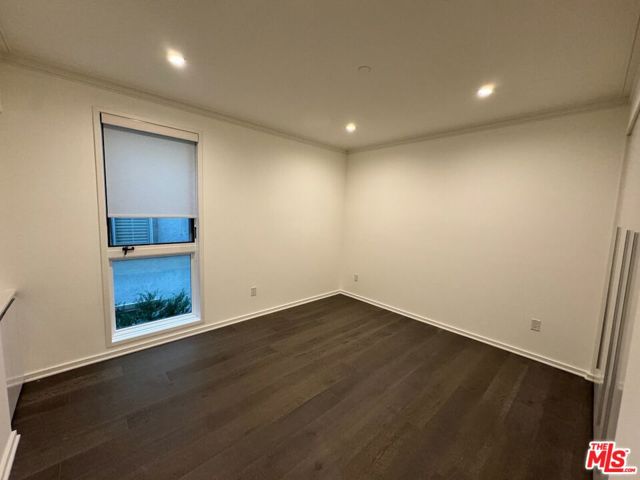 132 Swall Drive, Los Angeles, California 90048, 2 Bedrooms Bedrooms, ,2 BathroomsBathrooms,Condominium,For Sale,Swall,24426587