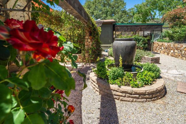 25260 E Old Julian Hwy, Ramona CA: https://media.crmls.org/mediaz/408dada0-99a6-4800-83e5-0c25a8e7b854.jpg