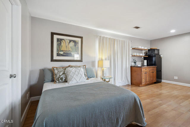 Detail Gallery Image 24 of 55 For 3701 Sunset Ln, Oxnard,  CA 93035 - 4 Beds | 3 Baths