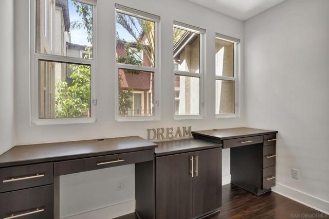 7786 Stylus Dr, San Diego CA: https://media.crmls.org/mediaz/4091f032-9ab5-421d-bdbb-124a98473884.jpg