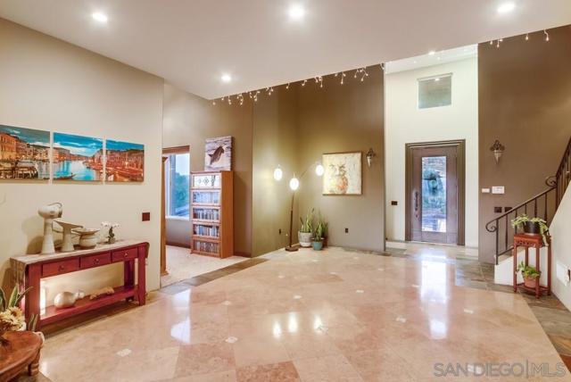 13037 Yerba Valley Way, Lakeside CA: https://media.crmls.org/mediaz/40921c6f-00fe-4e42-b1dd-7548092bb651.jpg