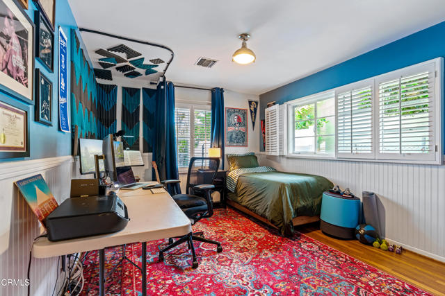 Detail Gallery Image 13 of 22 For 2701 N 6th St, Burbank,  CA 91504 - 3 Beds | 2 Baths
