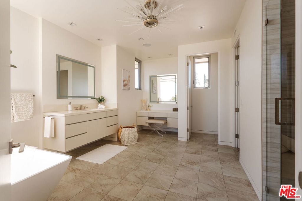 MLS #26875921 image #59