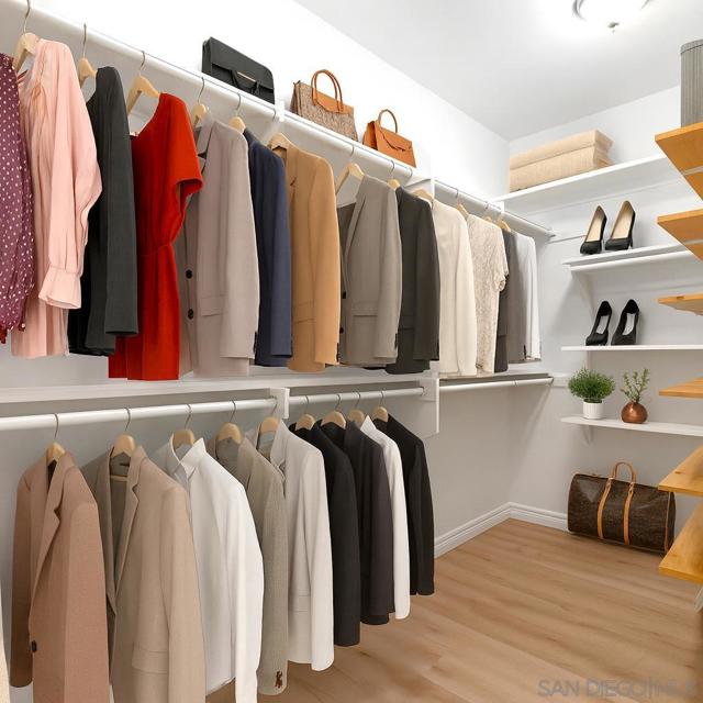 1120 Championship Rd, Oceanside CA: https://media.crmls.org/mediaz/40938862-52f9-48b5-a400-ff1c27314bdd.jpg