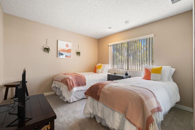 79822 Olympia Fields, La Quinta CA: https://media.crmls.org/mediaz/4094e5ef-666c-4a43-b6d3-b107a2884ed8.jpg