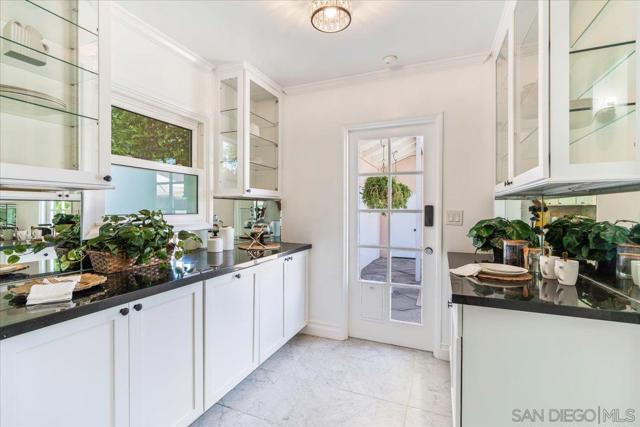 2602 N Louise, Santa Ana CA: https://media.crmls.org/mediaz/4094e705-3f01-43fa-9de2-a38807ddf802.jpg