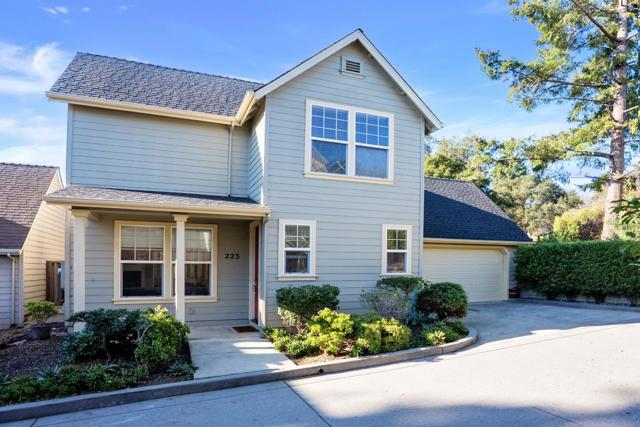 223 Button Street, Santa Cruz CA: https://media.crmls.org/mediaz/40964368-ccc2-44a9-95c1-a365077b1a4e.jpg
