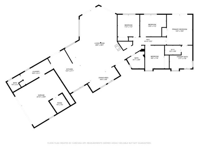 12170 Calle Uvas, Gilroy CA: https://media.crmls.org/mediaz/4097e1e0-db15-4678-8173-e8717a115c6a.jpg