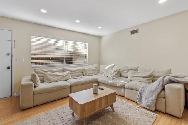 1450 Melrose Ave., Chula Vista CA: https://media.crmls.org/mediaz/4099295e-1016-403e-b75f-e068d39614cd.jpg