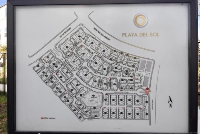 5230 Calle Rockfish, San Diego CA: https://media.crmls.org/mediaz/409af0ce-15a1-4f76-abec-bcbe81aa3611.jpg