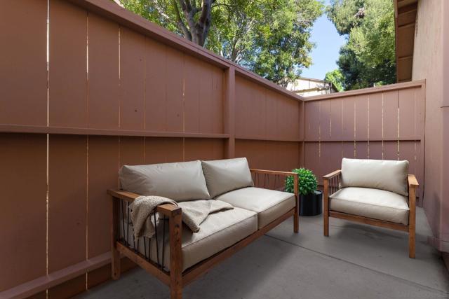 14148 Caminito Quevedo, San Diego CA: https://media.crmls.org/mediaz/409bfcb0-eb67-4cbb-8e8d-e21f9c2f9540.jpg