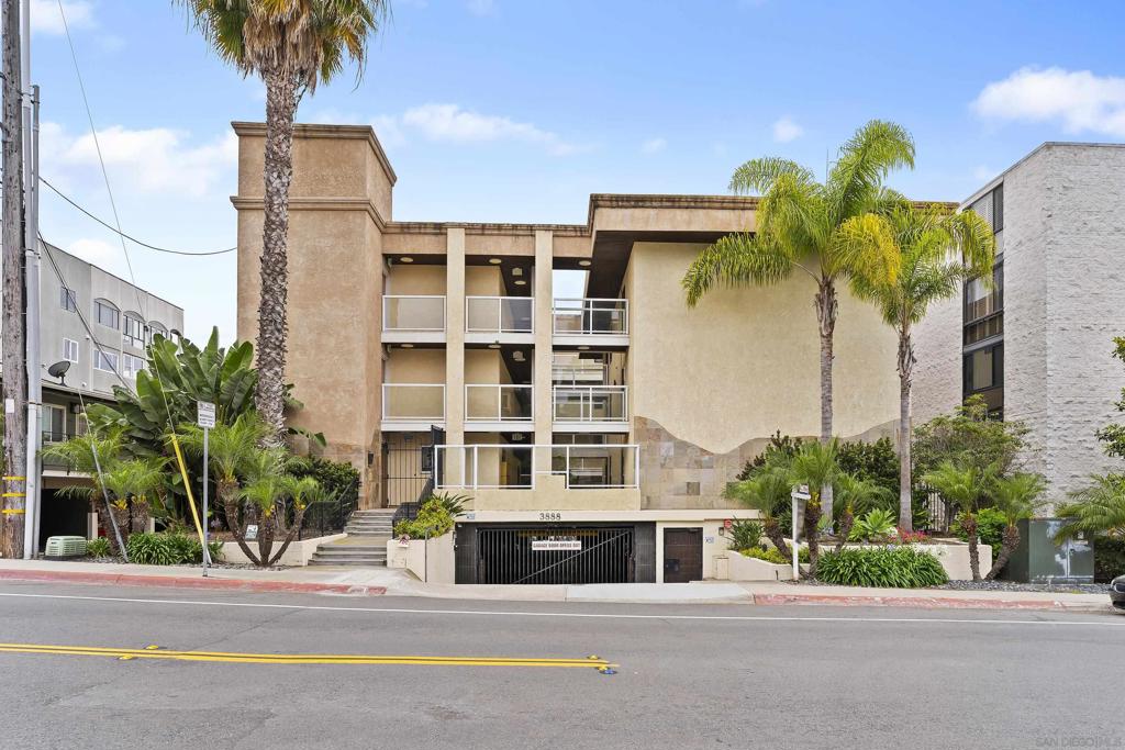 3888 Riviera Drive - photo 9