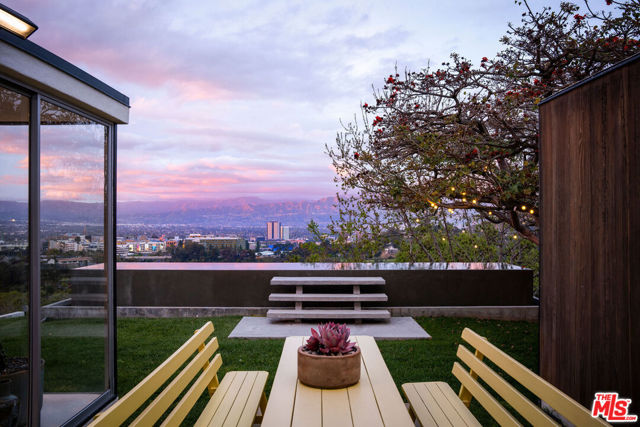 3 Bed Home for Sale in Los Angeles, California