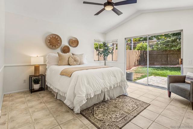 5341 Gooseberry Way, Oceanside CA: https://media.crmls.org/mediaz/409d0c76-b0ea-47fd-a6b8-e9739750a775.jpg