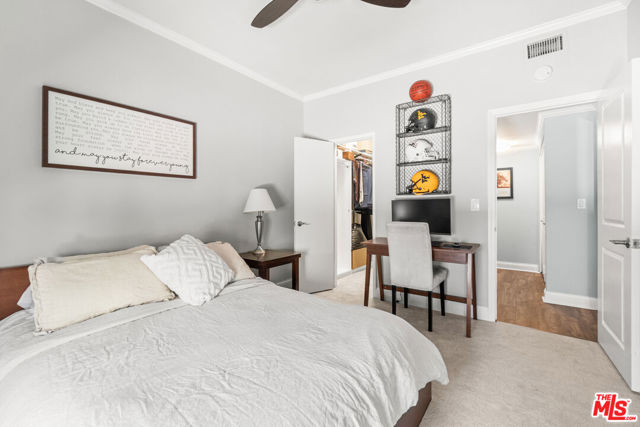 2 Bed Home for Sale in Los Angeles, California