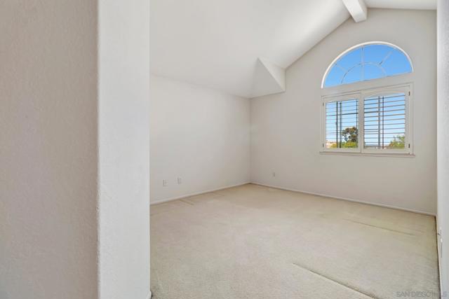 11515 Corte Playa Las Brisas, San Diego CA: https://media.crmls.org/mediaz/409d57c0-a542-446e-8f16-e168d335183d.jpg