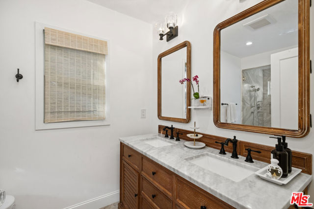 9031 David Avenue, Los Angeles CA: https://media.crmls.org/mediaz/409db296-afd6-44d9-8311-f00f549c49cc.jpg