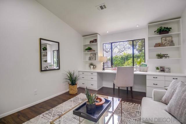 3886 Santa Cruz, San Diego CA: https://media.crmls.org/mediaz/409ddf63-a668-4451-a36b-8aab371fbc22.jpg
