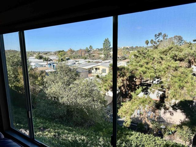 Detail Gallery Image 36 of 37 For 2130 Sunset Dr. #45,  Vista,  CA 92081 - 2 Beds | 2 Baths