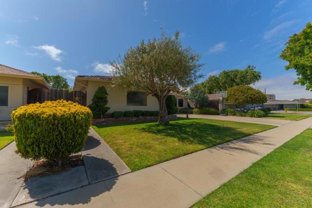 1152 Los Palos Drive, Salinas CA: https://media.crmls.org/mediaz/40a050ed-46c2-41e4-8906-eec4335af787.jpg