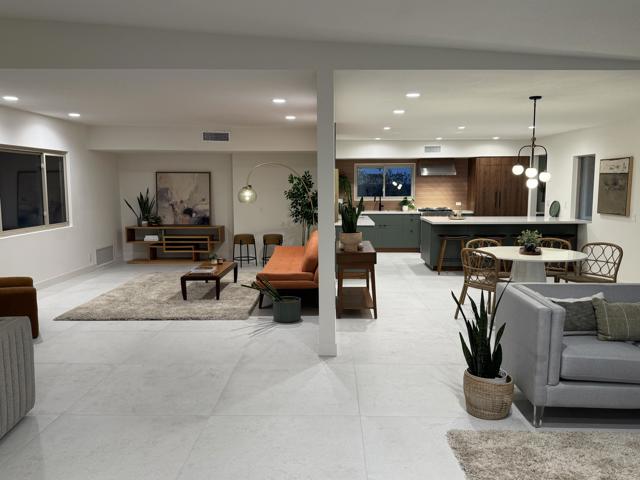 48335 Alan Circle, Palm Desert CA: https://media.crmls.org/mediaz/40a080df-6de3-4c44-8f62-2e069a83a9de.jpg