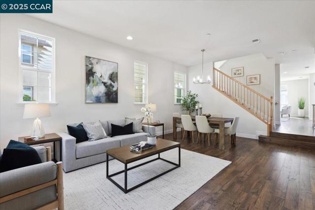 38 Citron Knoll, Orinda CA: https://media.crmls.org/mediaz/40a109ff-a366-4dd2-af17-d4df1e20a71e.jpg