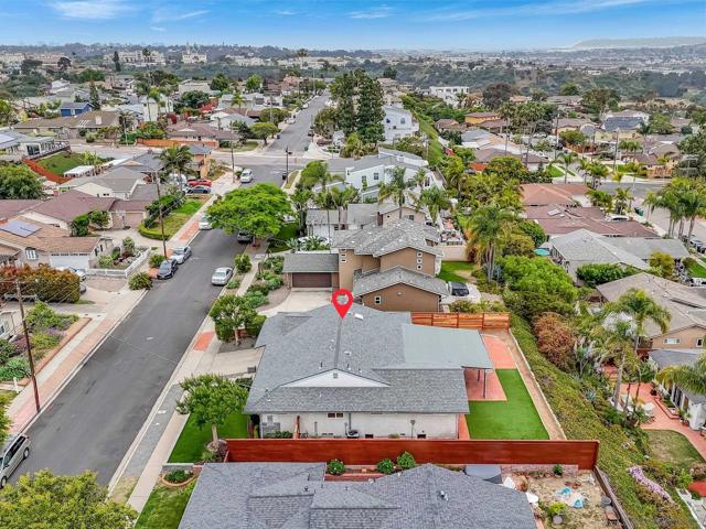 2238 Tokalon St, San Diego CA: https://media.crmls.org/mediaz/40a2ab6b-7b66-4746-8e5d-4d2f8da30cf2.jpg