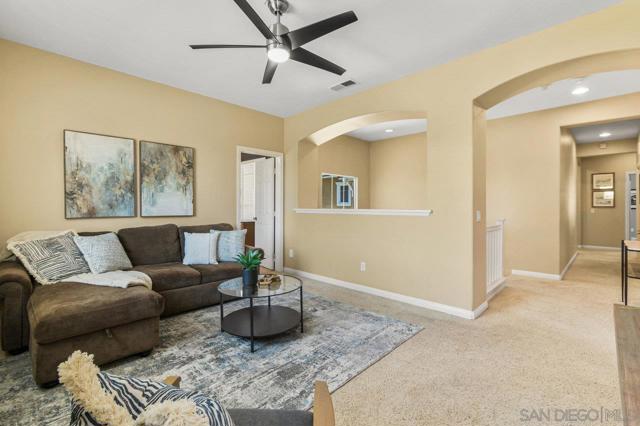 2423 Wishing Star Way, Chula Vista CA: https://media.crmls.org/mediaz/40a33d05-6fc8-46b2-a1df-8517c9b00b79.jpg