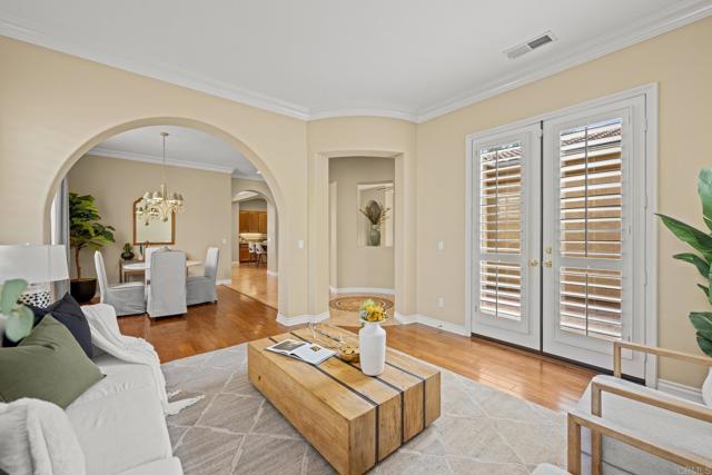 Detail Gallery Image 6 of 42 For 1452 S Creekside Dr, Chula Vista,  CA 91915 - 3 Beds | 2/1 Baths