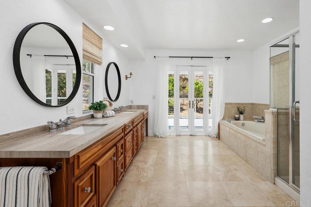 1629 Via Allondra - photo 9