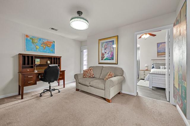 441 Tierra Del Sol, Hollister CA: https://media.crmls.org/mediaz/40a37cda-449b-4142-a896-7855e4d16080.jpg