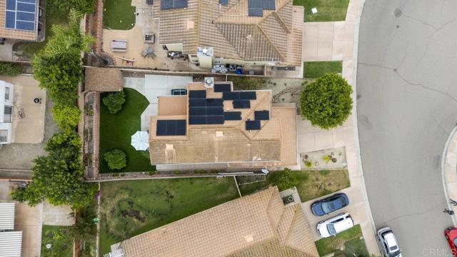 305 Cobblestone Place, Santee CA: https://media.crmls.org/mediaz/40a3f549-7764-4611-a087-650c13e17477.jpg