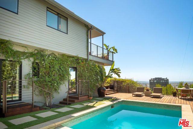 8951 St Ives Drive photo 36