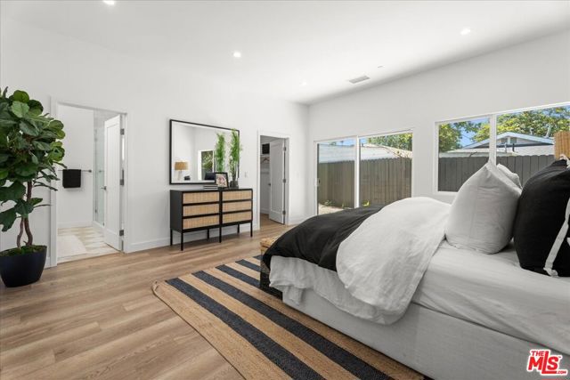 7901 Winsford Avenue, Los Angeles CA: https://media.crmls.org/mediaz/40a585d2-229e-407e-983e-5c71395dcd36.jpg