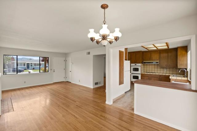 41 Bronson Street, Watsonville CA: https://media.crmls.org/mediaz/40a59d6d-c4f4-4919-b81b-426259a53c0f.jpg