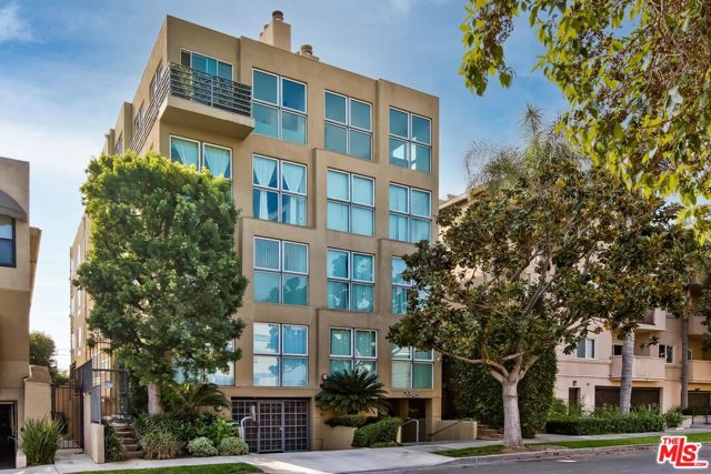 2345 S Bentley Ave #201, Los Angeles, CA 90064