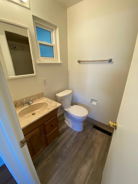 38324 Blacow Road, Fremont CA: https://media.crmls.org/mediaz/40a63ec3-061e-4c0c-af17-b786ba10a2e4.jpg