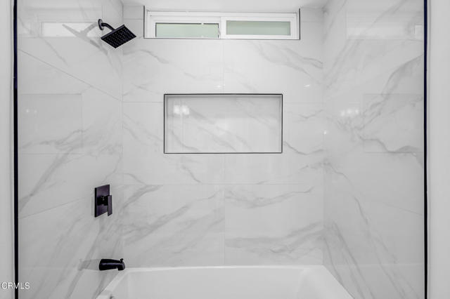 Detail Gallery Image 23 of 46 For 242 Redfield Ave Ave, Thousand Oaks,  CA 91320 - 4 Beds | 2/1 Baths