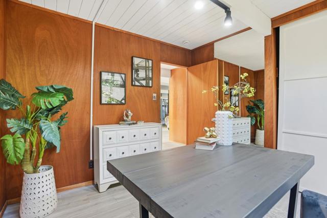 1582 Brandywine Road, San Mateo CA: https://media.crmls.org/mediaz/40a6b7c5-277d-4128-ad6d-5e73f205bcd2.jpg