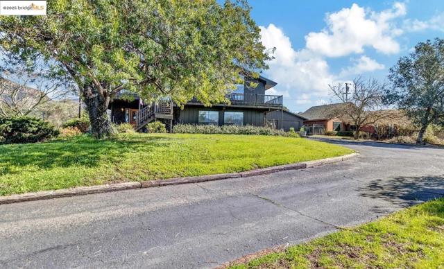 3120 E Vichy Ave., Napa CA: https://media.crmls.org/mediaz/40a6bb0b-9e03-4b8a-8099-1125ed3fc13a.jpg