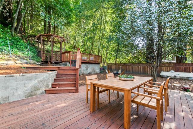 107 Maywood Drive, Boulder Creek CA: https://media.crmls.org/mediaz/40a6f6dc-01e3-405c-af5d-b23e7d16e88e.jpg