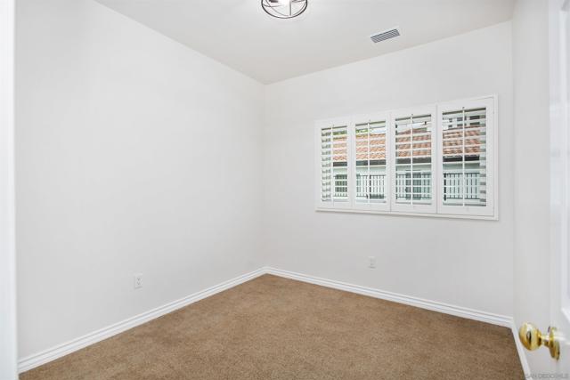6823 Corintia St, Carlsbad CA: https://media.crmls.org/mediaz/40a7f78c-389b-46cb-b102-9ef8e3274f02.jpg