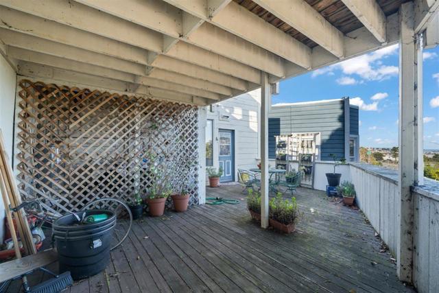 19 Joost Avenue, San Francisco CA: https://media.crmls.org/mediaz/40a83ebc-43af-4ec6-9467-b63da358cd01.jpg