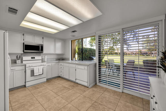 272 Avenida Del Sol, Palm Desert, CA 92260