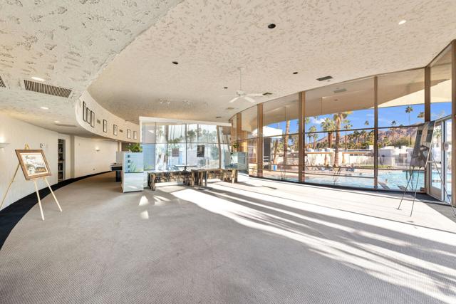 1111 E Palm Canyon Drive, Palm Springs CA: https://media.crmls.org/mediaz/40a8ba0e-0058-4ce3-8a27-650e16f05fac.jpg