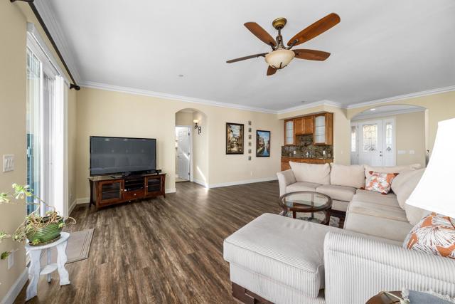 960 Smith Rd, Watsonville CA: https://media.crmls.org/mediaz/40a9c5c4-acde-4d70-9510-fe869247e488.jpg