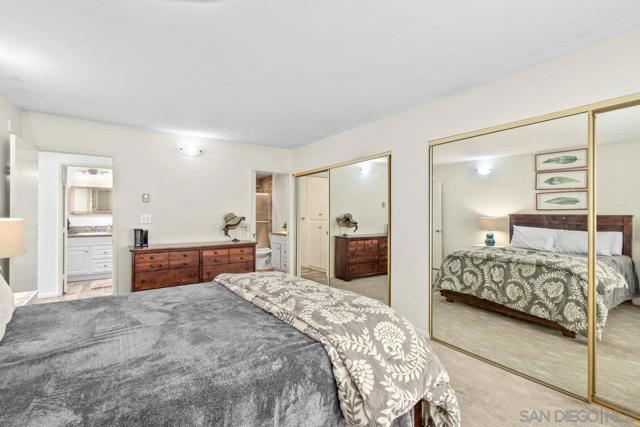 2348 La Costa Ave, Carlsbad CA: https://media.crmls.org/mediaz/40a9f2c4-264e-410b-b705-d9d7bd1133b0.jpg
