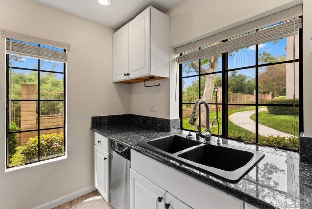13034 Wimberly Sq, San Diego CA: https://media.crmls.org/mediaz/40aabd4a-e1bb-428c-8376-e62770ec3913.jpg