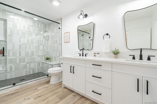 9376 Starcrest Dr, Santee CA: https://media.crmls.org/mediaz/40ab20e3-739c-4230-bceb-5effc1247c8b.jpg